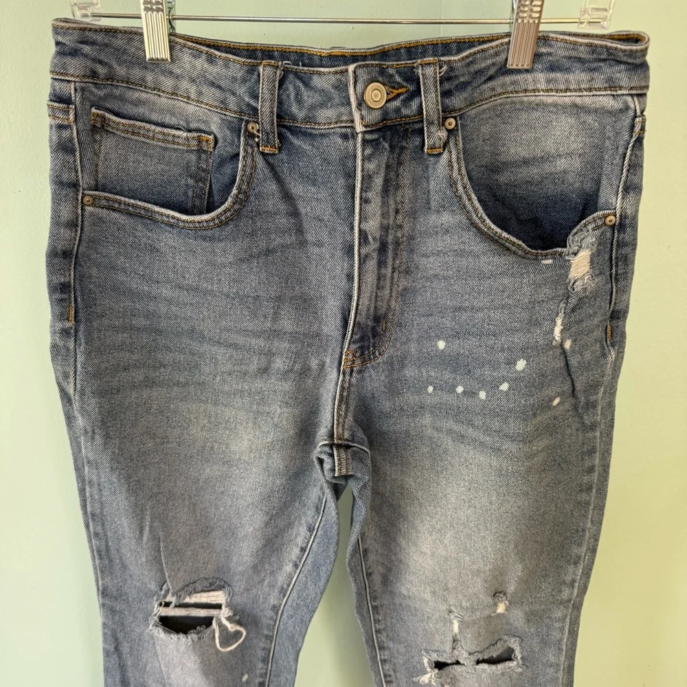 No Boundaries Light Blue Denim Straight Distressed Jeans Size 11 - Picture 2 of 8